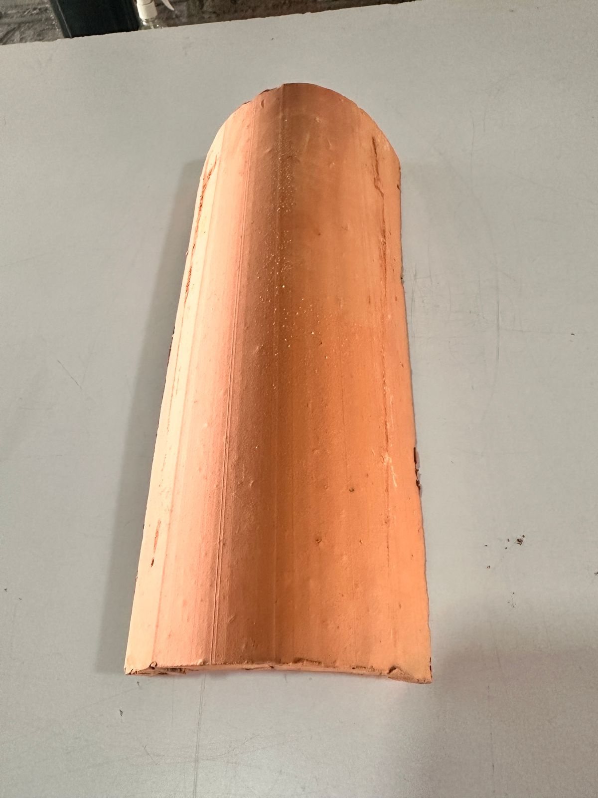 Pieza de arcilla extruida de Terranova